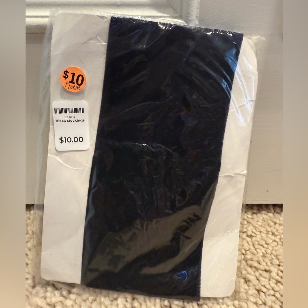 Black Stockings - Picture 1 of 3